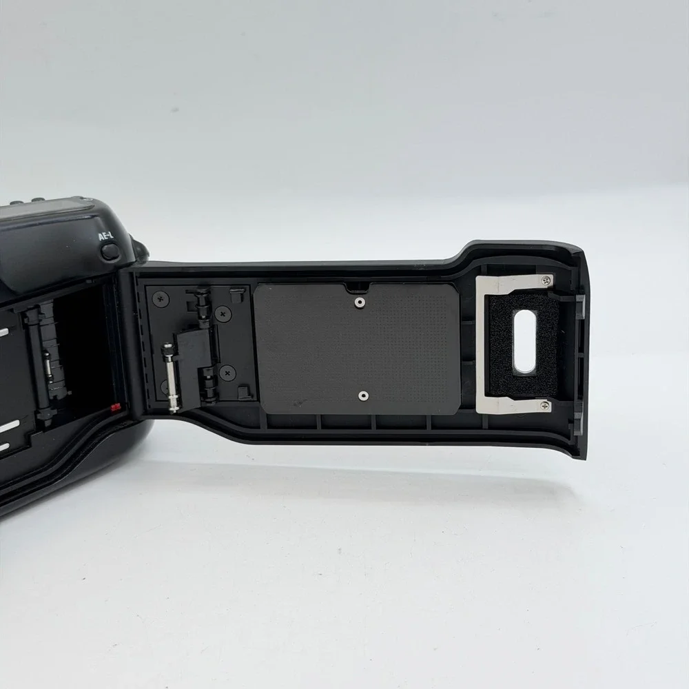 Nikon F50 35mm SLR Film Camera with AF Nikkor 35-80mm f/4-5.6D Lens Black
